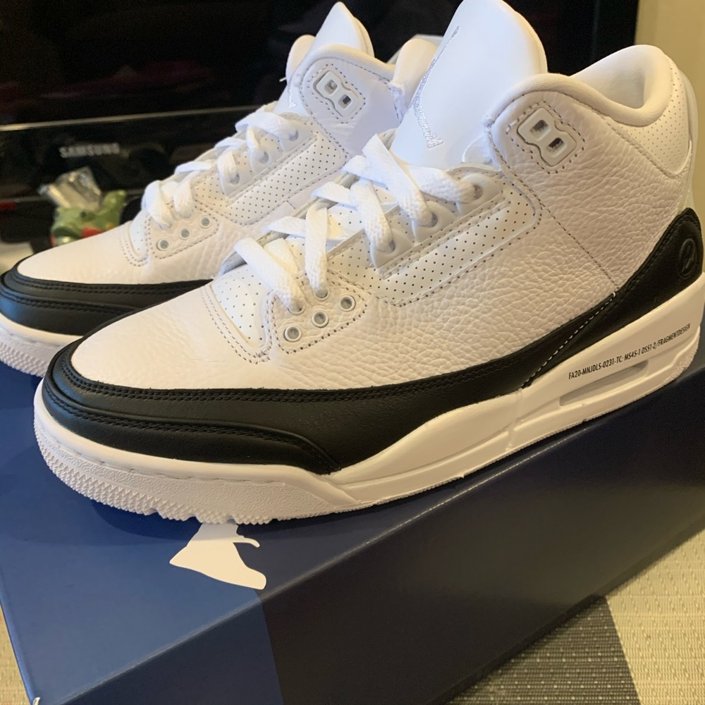 Nike Air Jordan Mens 3 Retro SP Fragment - Picture 2 of 5